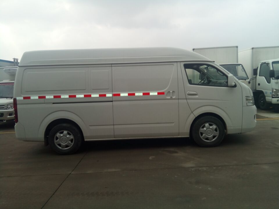 面包冷藏車
