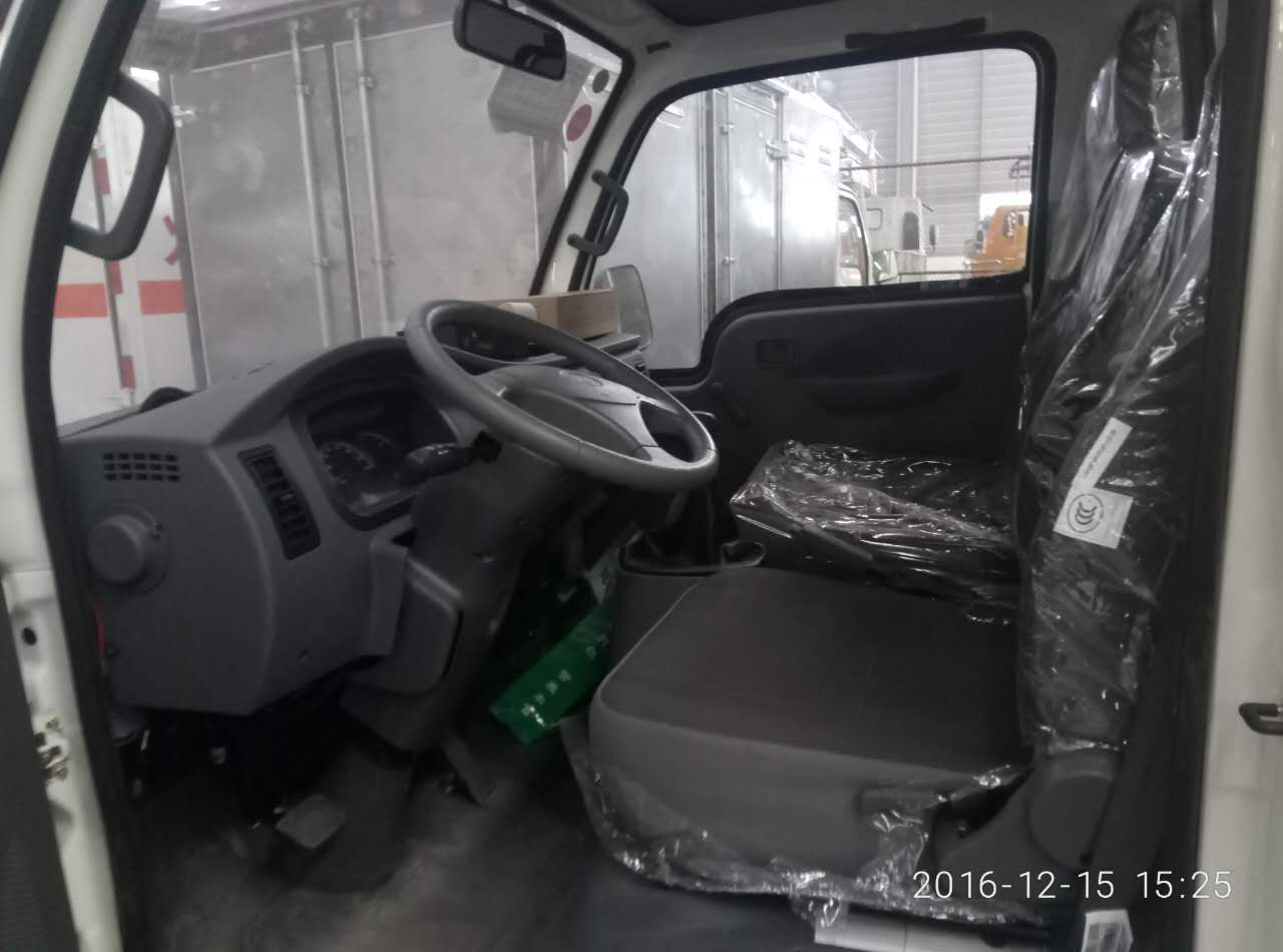躍進(jìn)國五3米1氣瓶運(yùn)輸車