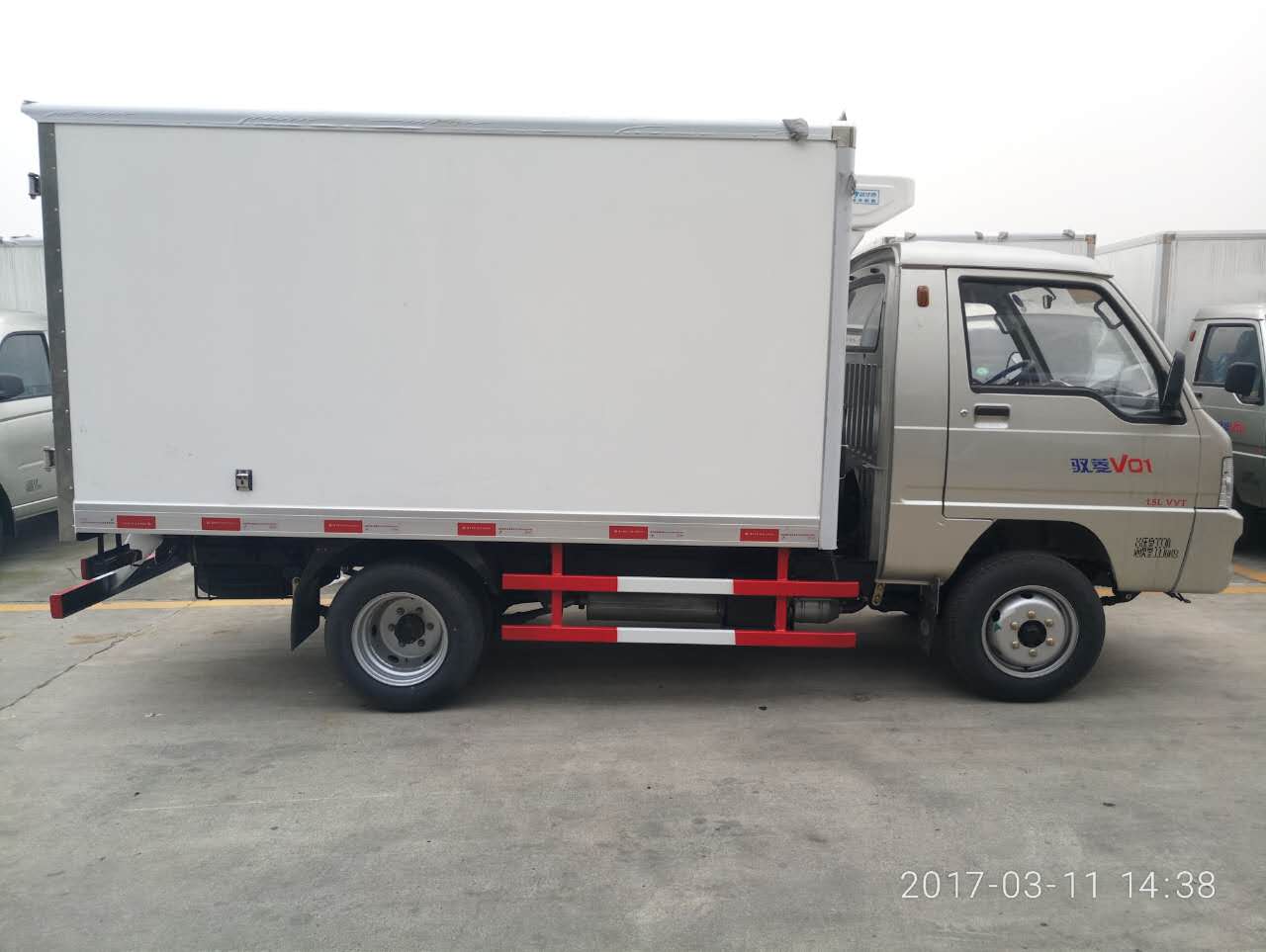 福田馭菱國(guó)五后雙輪冷藏車(chē) (5).jpg