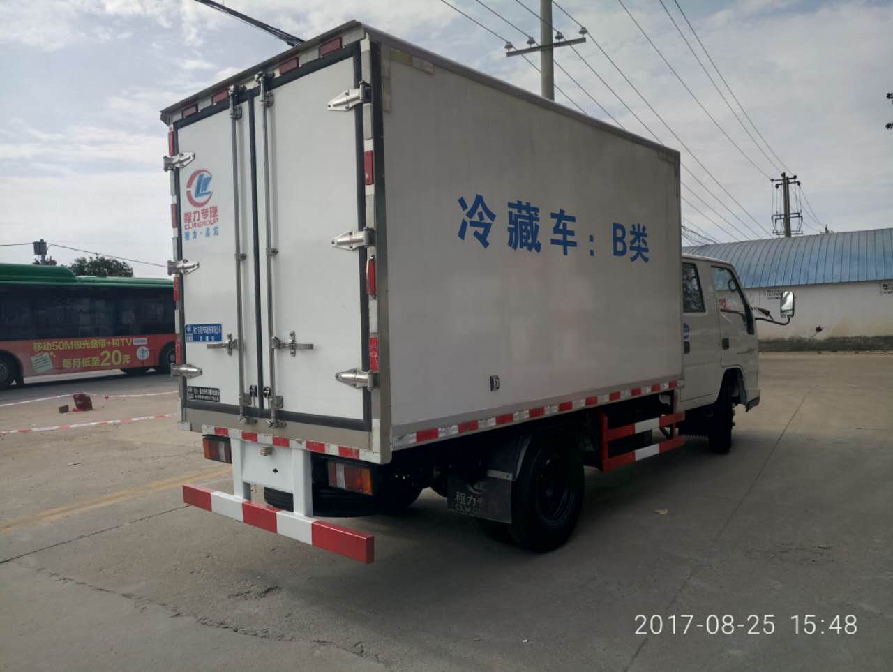江鈴雙排冷藏車 (3).jpg
