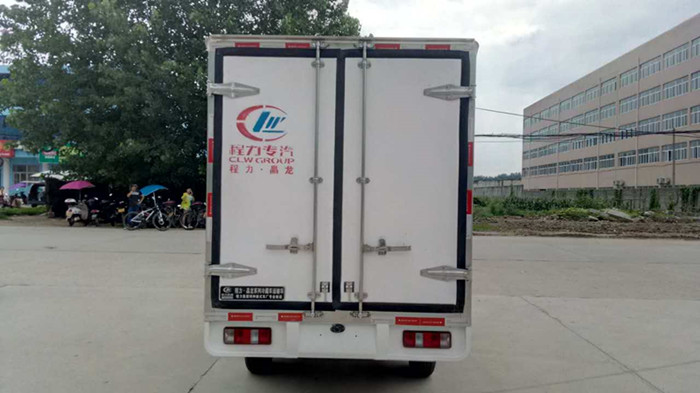 長安國五2米7冷藏車 (7).jpg