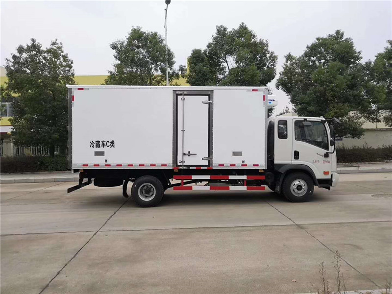 大運5米2冷藏車 (2).jpg
