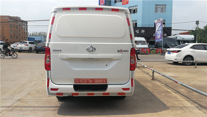 長(zhǎng)安睿行國(guó)六面包冷藏車(chē) (8).jpg