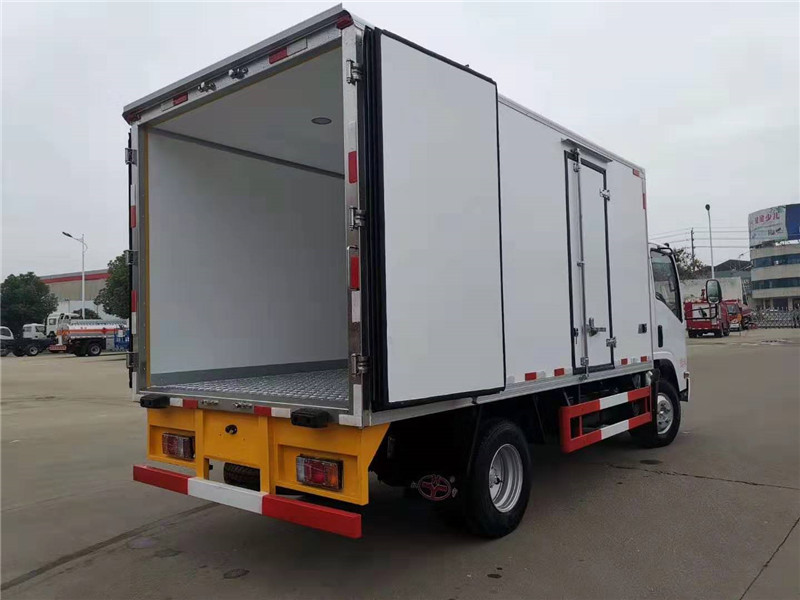 五十鈴KV600國六4米2冷藏車 (7).jpg
